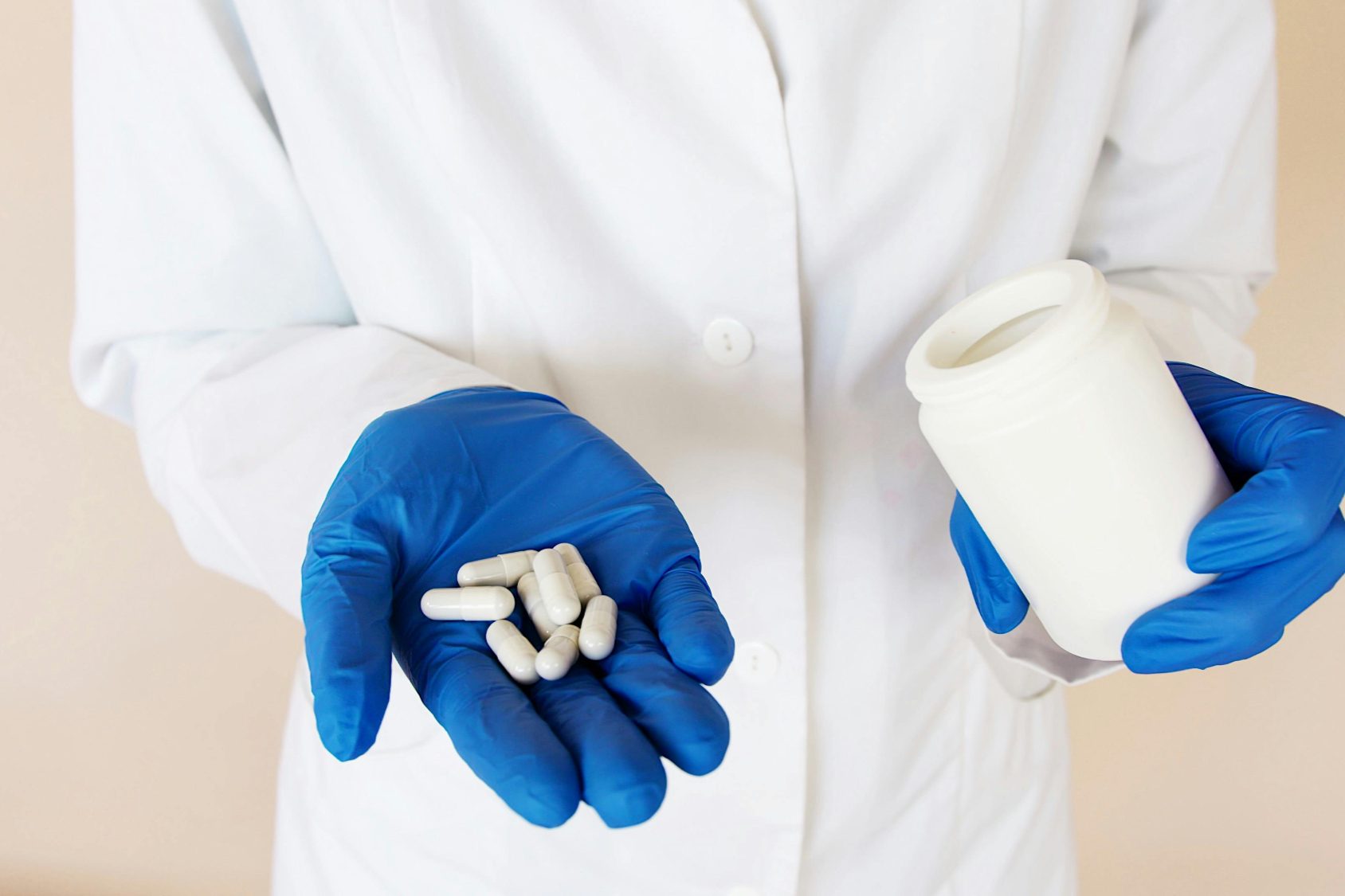 复宏汉霖与奥鸿药业达成合作，CDK新药伏维西利胶囊商业化背后的交易细则全解析