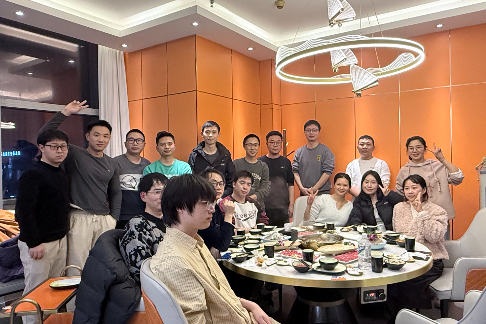 摩熵开发组团建：从代码世界到烟火人间，以温情凝聚奋进力量