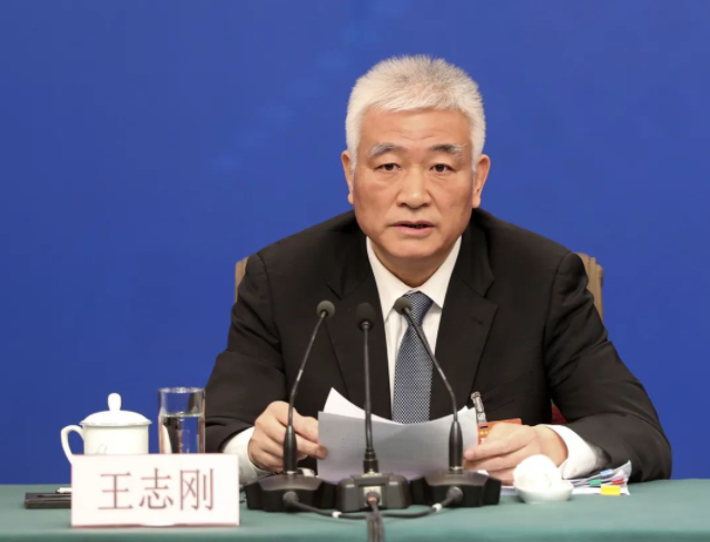 科技部部长：解决科技人员兼职多、会议多问题，保证其不少于4/5工作时间用于科研，减少项目各类评估、检查、抽查
