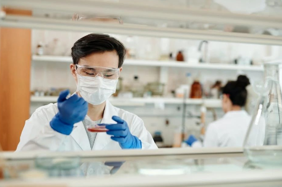 《关于进一步加强青年科技人才培养和使用的若干措施》印发